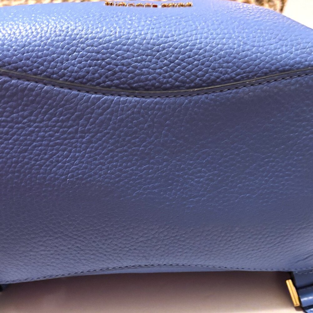 Michael Kors Raven Medium Backpack - Picture 5 of 5
